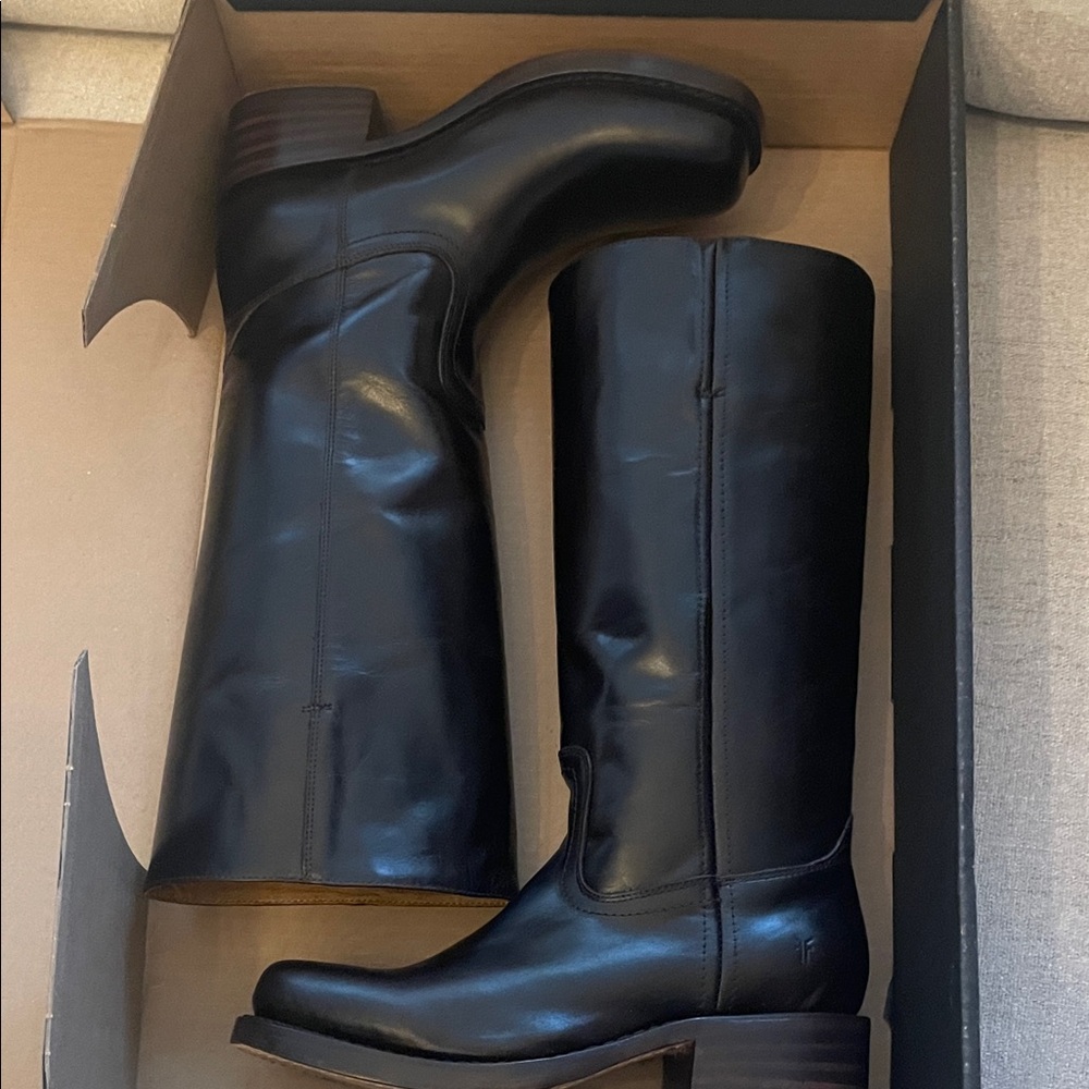 FRYE Campus 14L Tall Boots- 8.5 - Picture 3 of 7